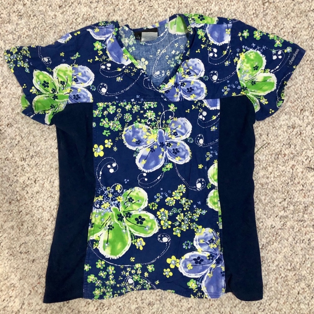 Women’s scrub top